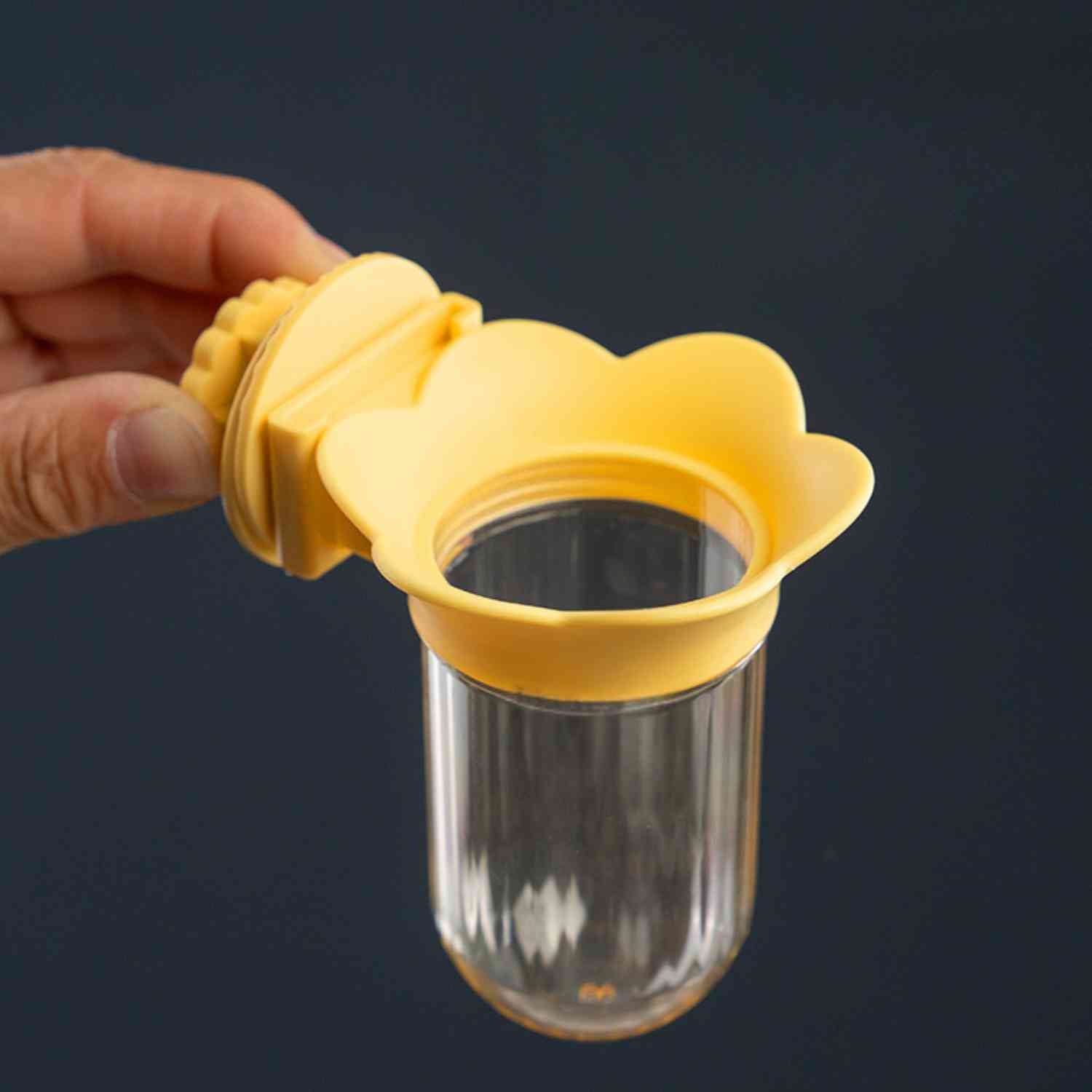 papegaai hydroponische fles geel clipbevestiging met hand